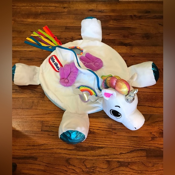 Little Tikes Baby Activity Gym & Play Mat, Pillow Rainbow Unicorn
Travel Learn - Picture 4 of 16